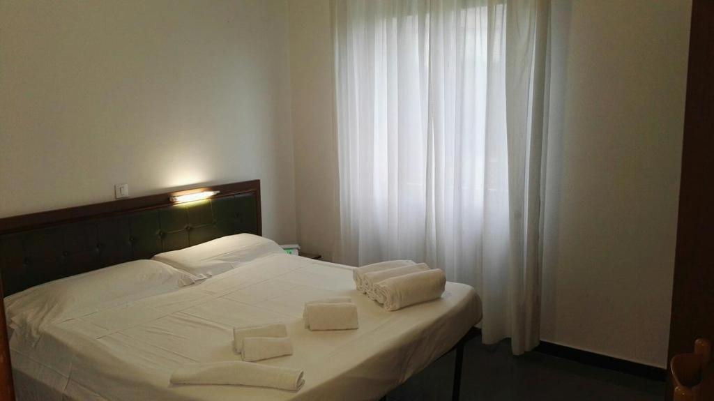 Residence Riviera Mare Pietra Ligure Buitenkant foto