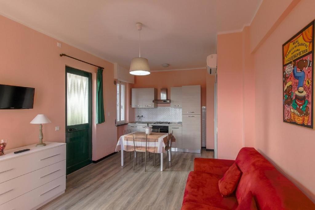 Residence Riviera Mare Pietra Ligure Buitenkant foto